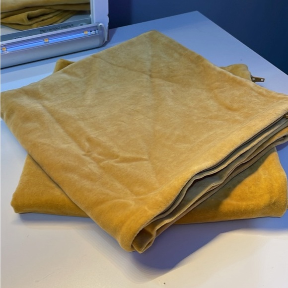 2 IKEA Gurli Gold/Yellow Pillowcases - Picture 2 of 3